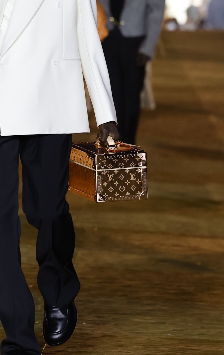 MANIFESTO - PEEP THE PEEPS: Louis Vuitton's Fall-Winter 2023